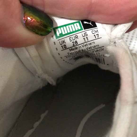 Toddler boys white slip on Puma sneakers, size 11. - Picture 6 of 6